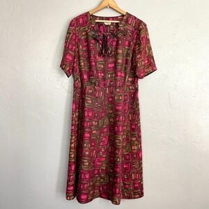 British Lady Vintage Dress Women Size Medium? Pink Green Short Sleeve